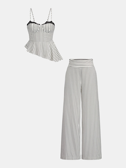 Conjunto de top peplum a rayas con encaje y pantalón