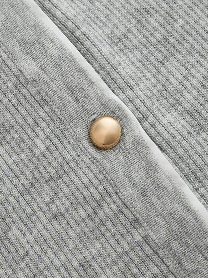Top de punto canalé de manga corta con cuello postizo