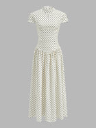 Vestido Midi de Lunares con Cuello Perkins y Manga Corta