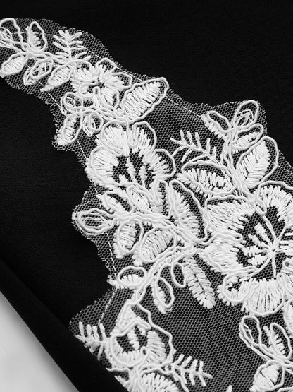 Conjunto de dos piezas con aplicación de encaje: top y pantalón