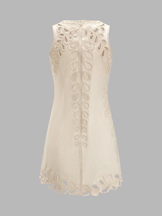 Vestido mini sin mangas bordado con aberturas