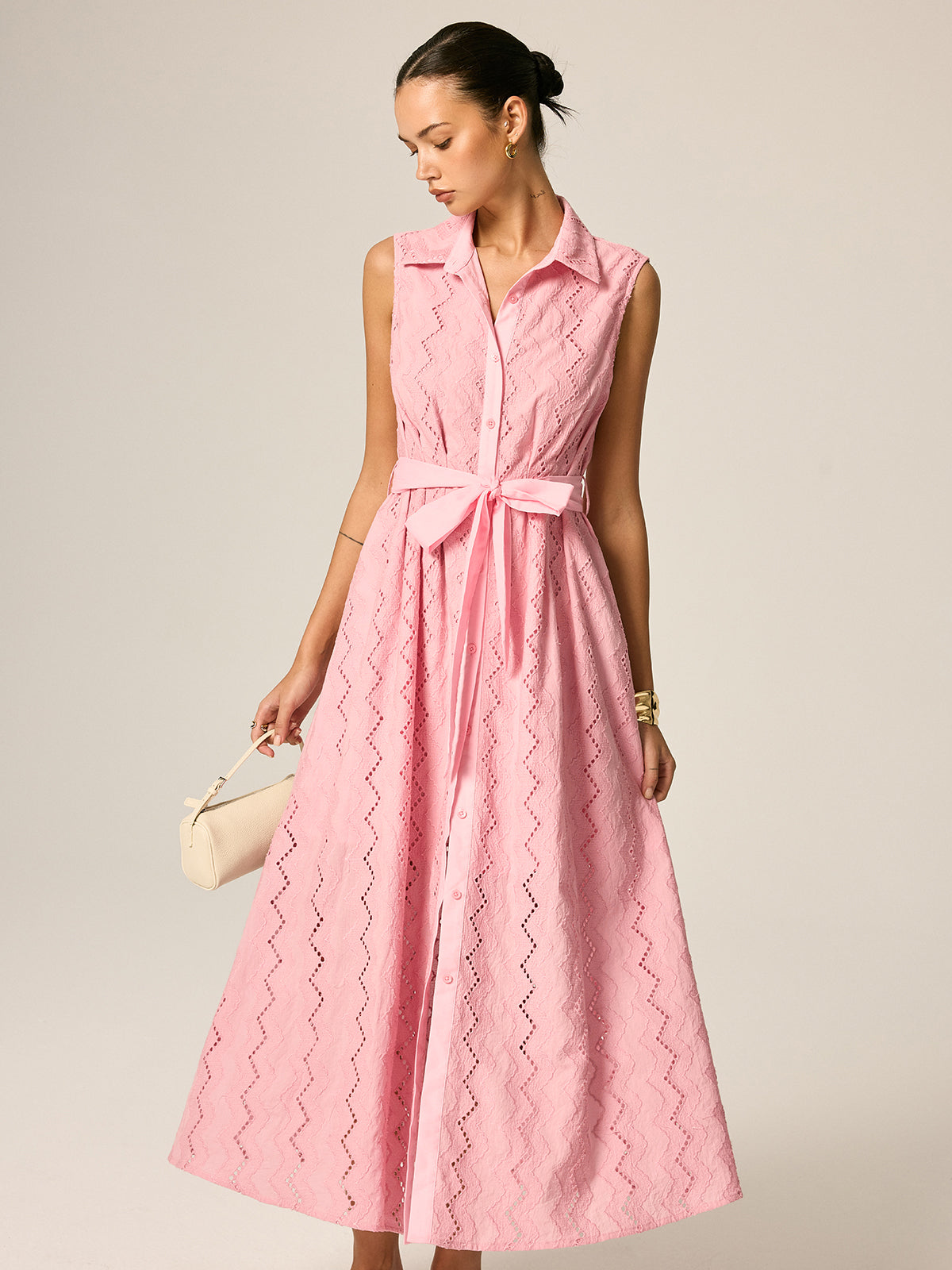 Vestido Largo Camisero Sin Mangas con Bordado Calado y Cinturón