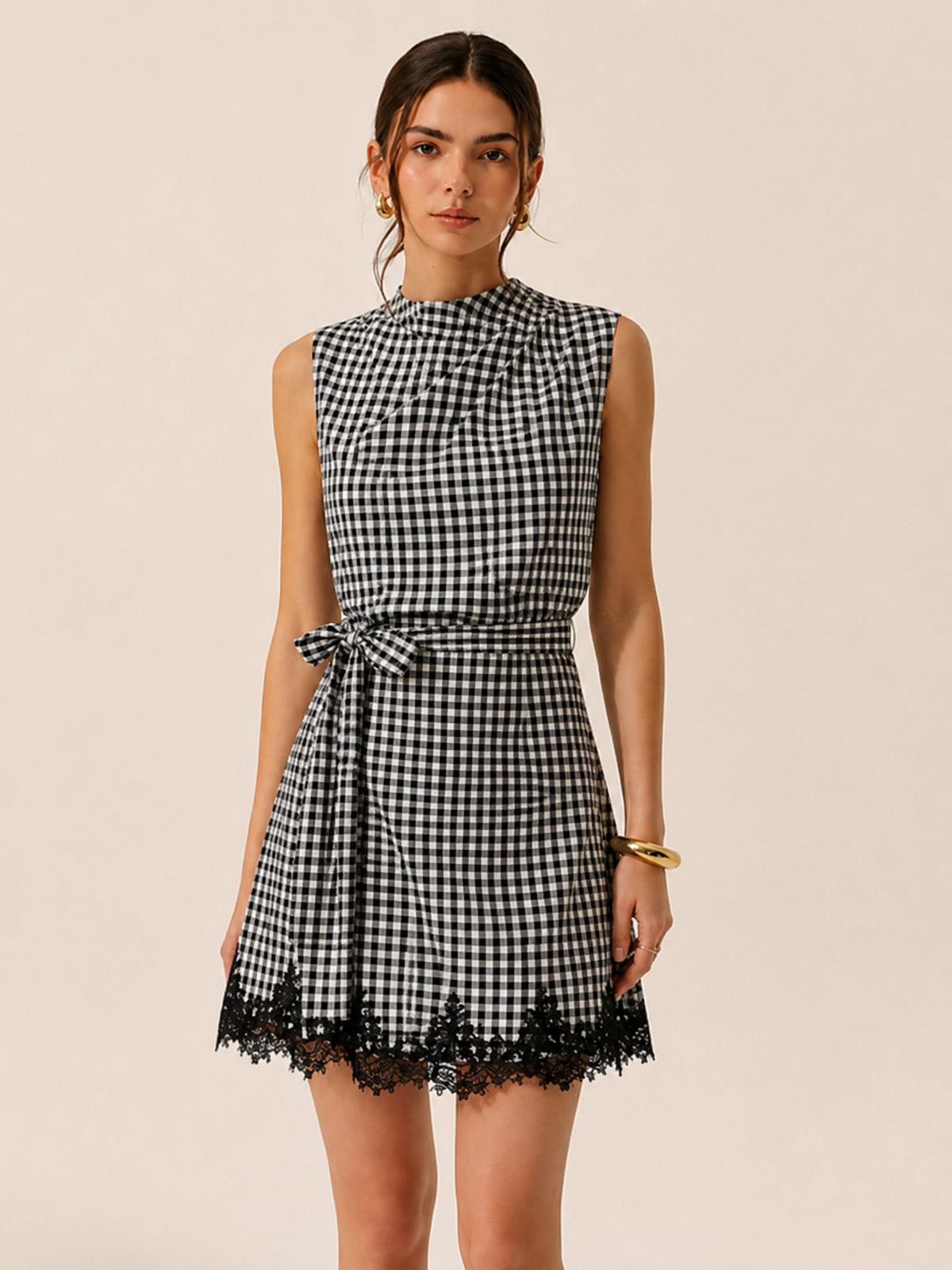 Vestido mini de cuadros vichy con lazo y ribete de encaje