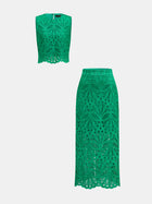 Conjunto de Dos Piezas con Falda y Detalle de Encaje Calado
