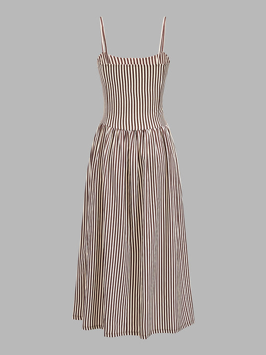 Vestido midi de tirantes a rayas con pecho fruncido