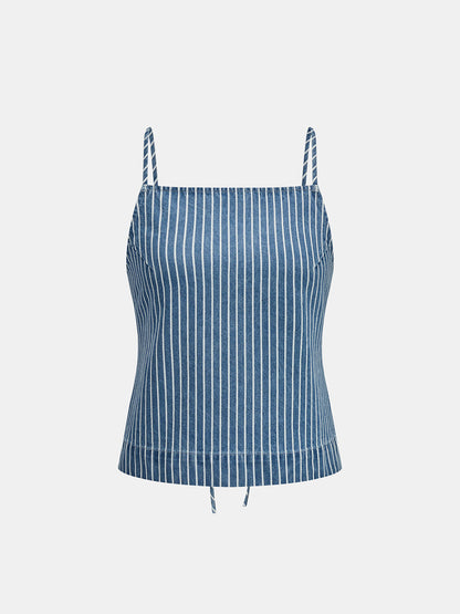 Conjunto vaquero a rayas: top de tirantes con espalda anudada y short
