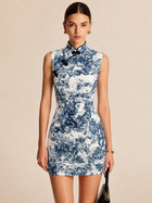 Vestido mini sin mangas con estampado toile y botones de alamar