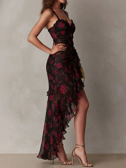 Vestido elegante negro y rojo con flores y volantes